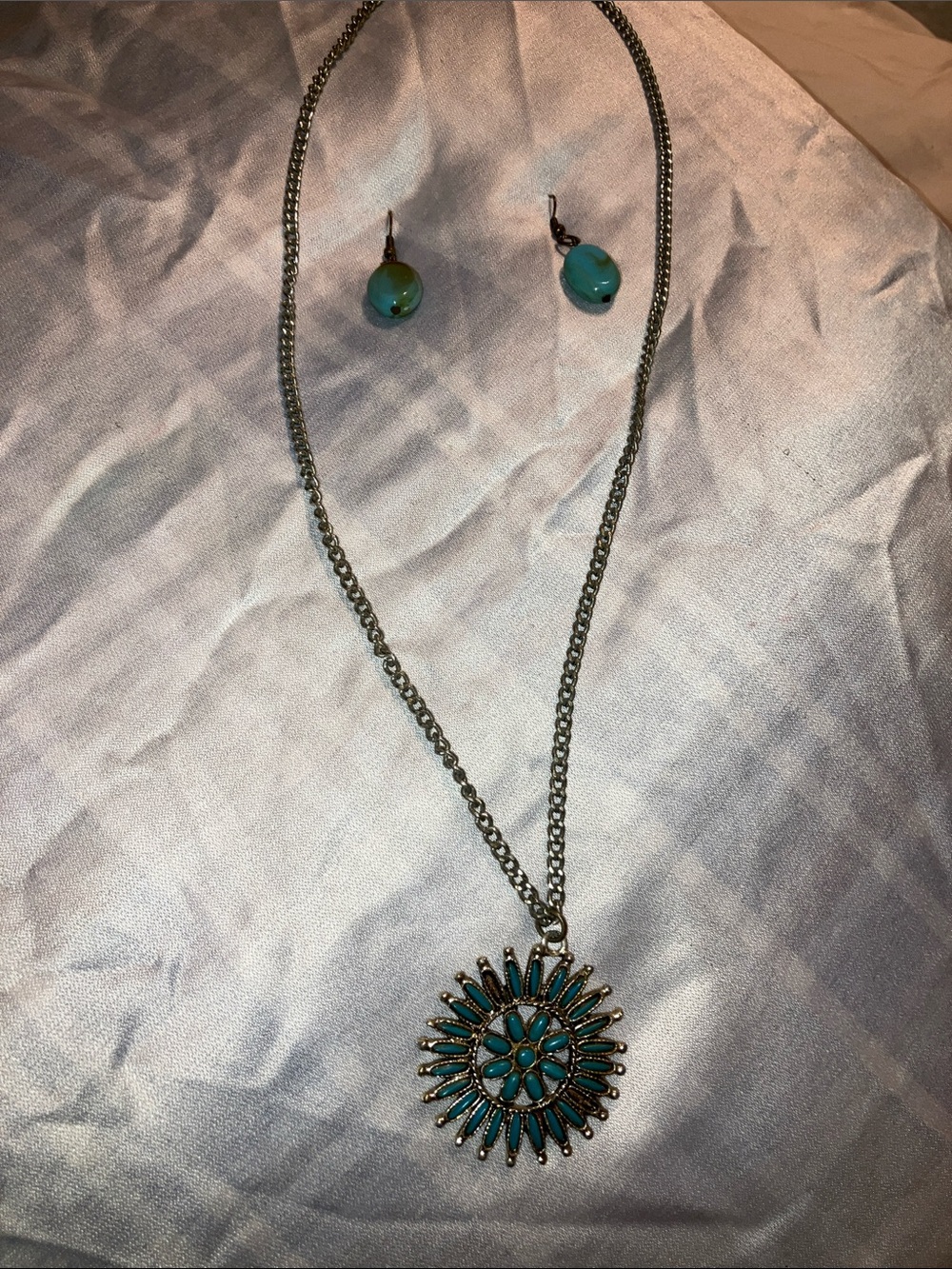 Turquoise Sunburst Pendant Necklace and Drop Earrings - Silver Tone